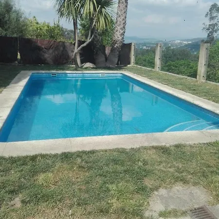 Homestay Doble En Chalet Con Piscina