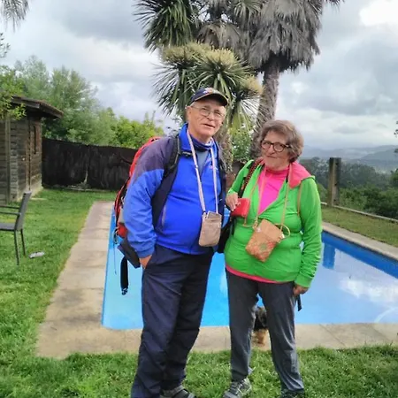 Doble En Chalet Con Piscina